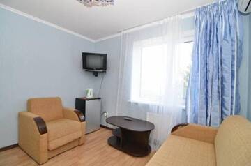 Фото Гостиница Guest House Nadezhda г. Партенит 2